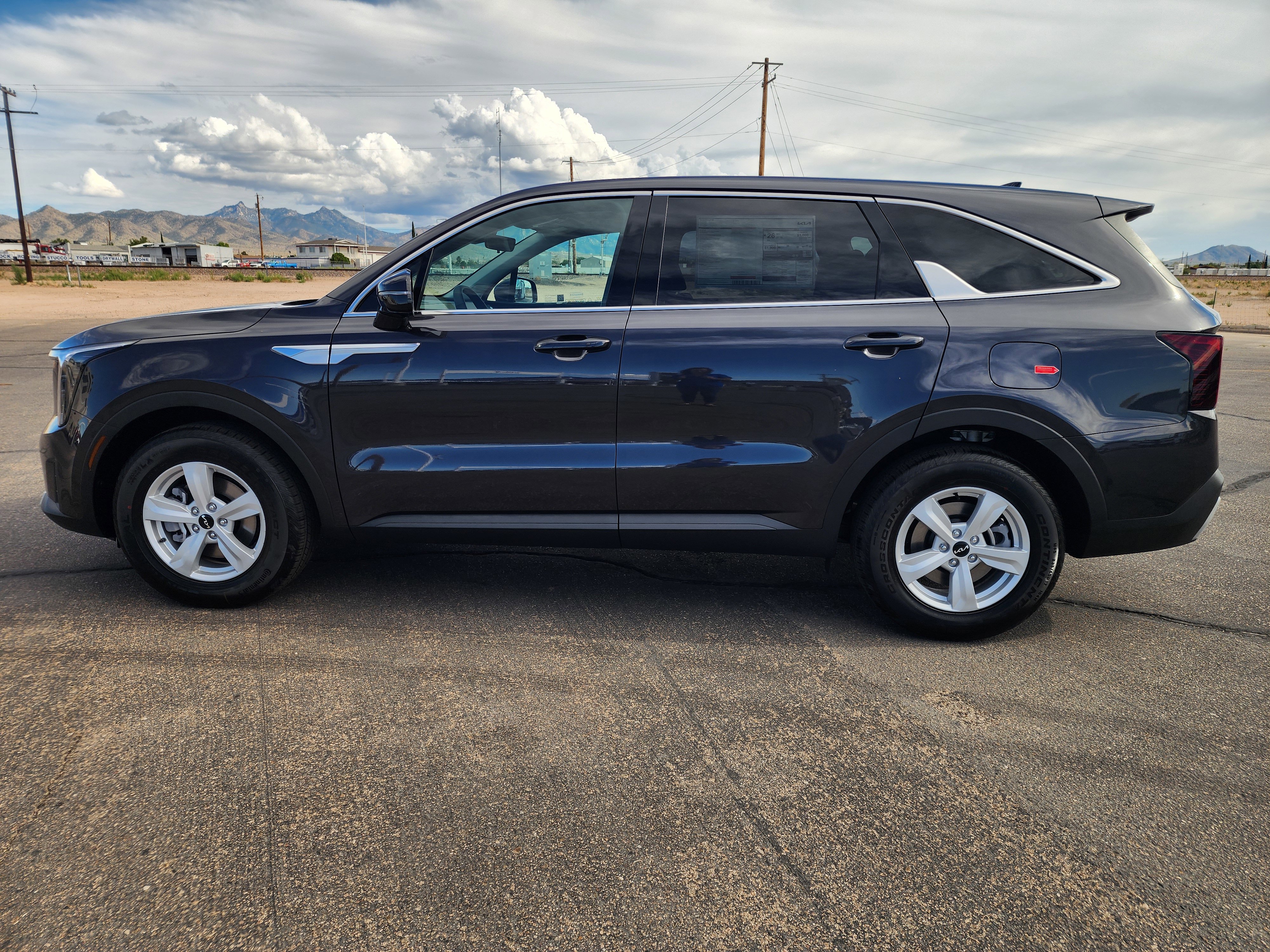 New 2026 Kia Sorento LX image 7