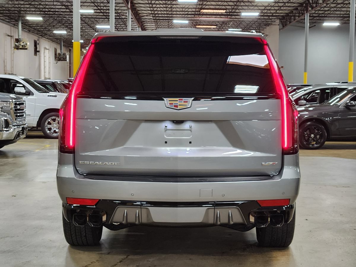 Used 2023 Cadillac Escalade V AWD/4WD image 10