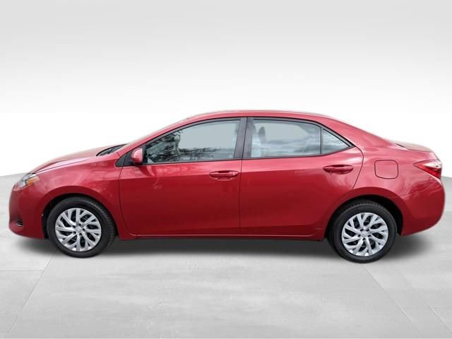Used 2017 Toyota Corolla LE w/ Carpet Mat Package (TMS) image 4