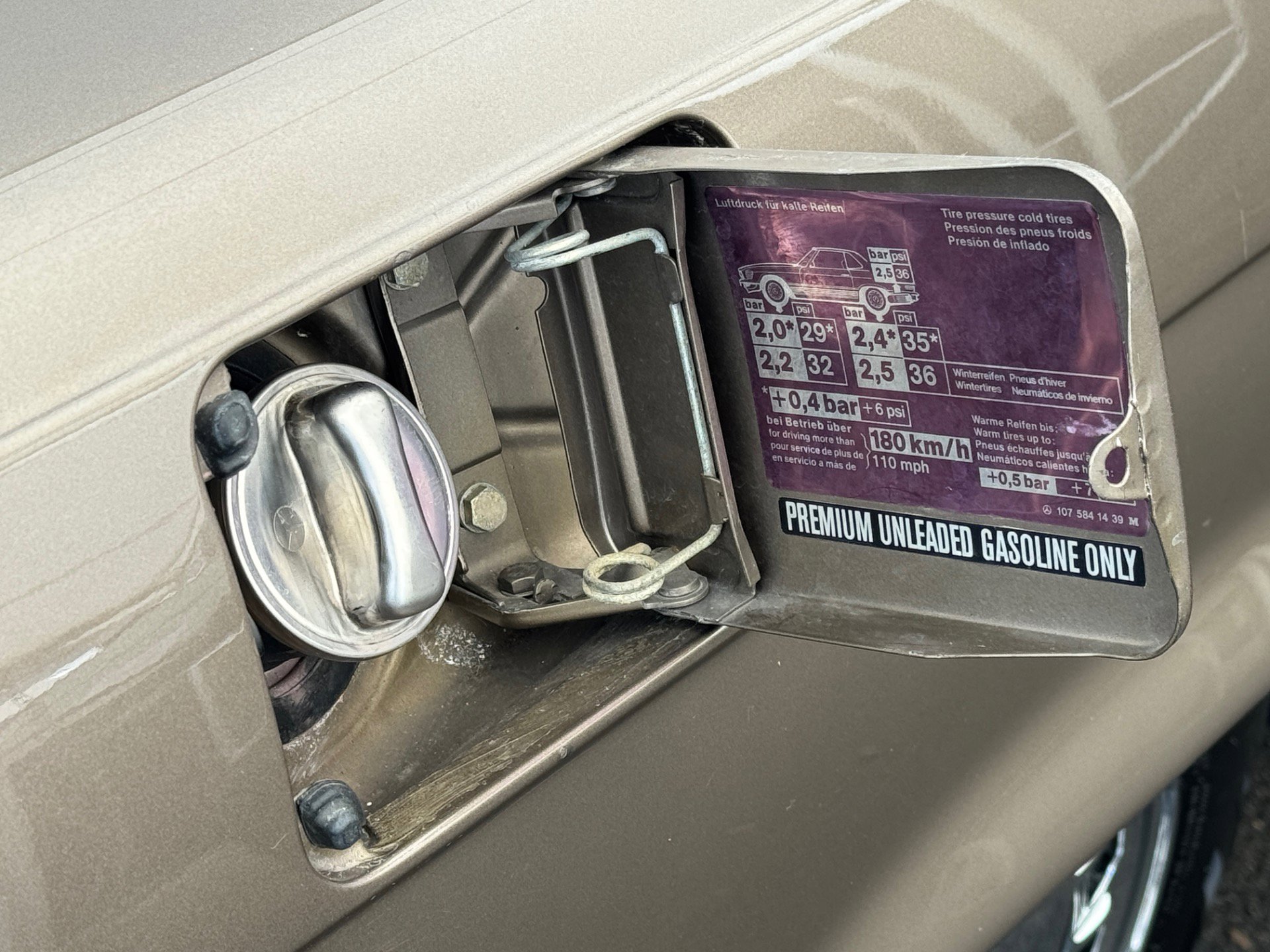 Used 1987 Mercedes-Benz 560 SL image 39