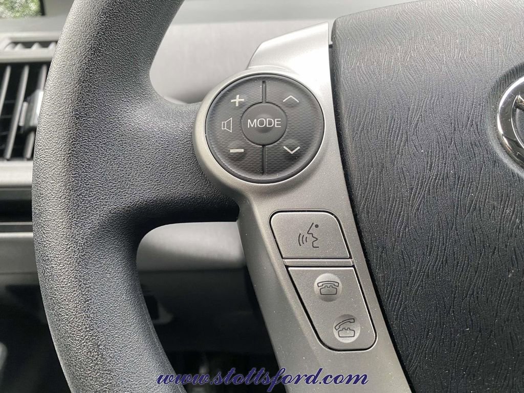 Used 2012 Toyota Prius V Three FWD image 18