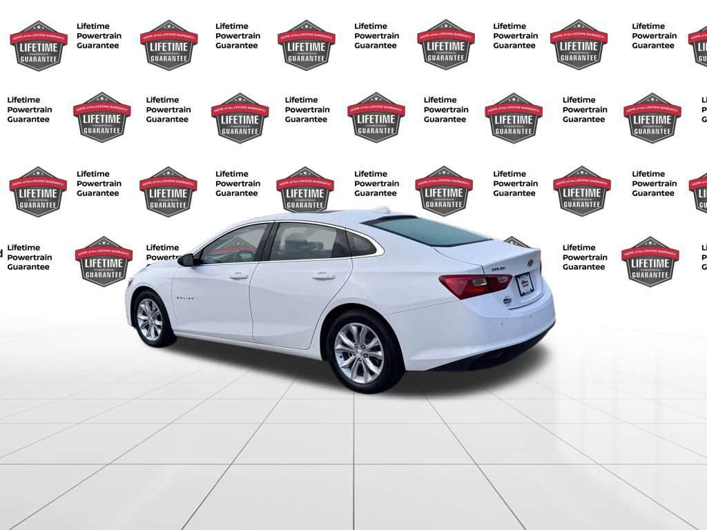 Used 2024 Chevrolet Malibu LT image 3