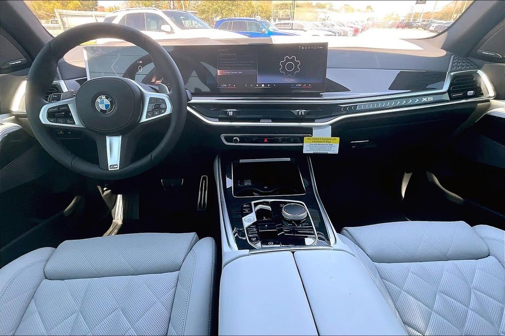 New 2026 BMW X5 xDrive40i w/ M Sport Package AWD/4WD image 4