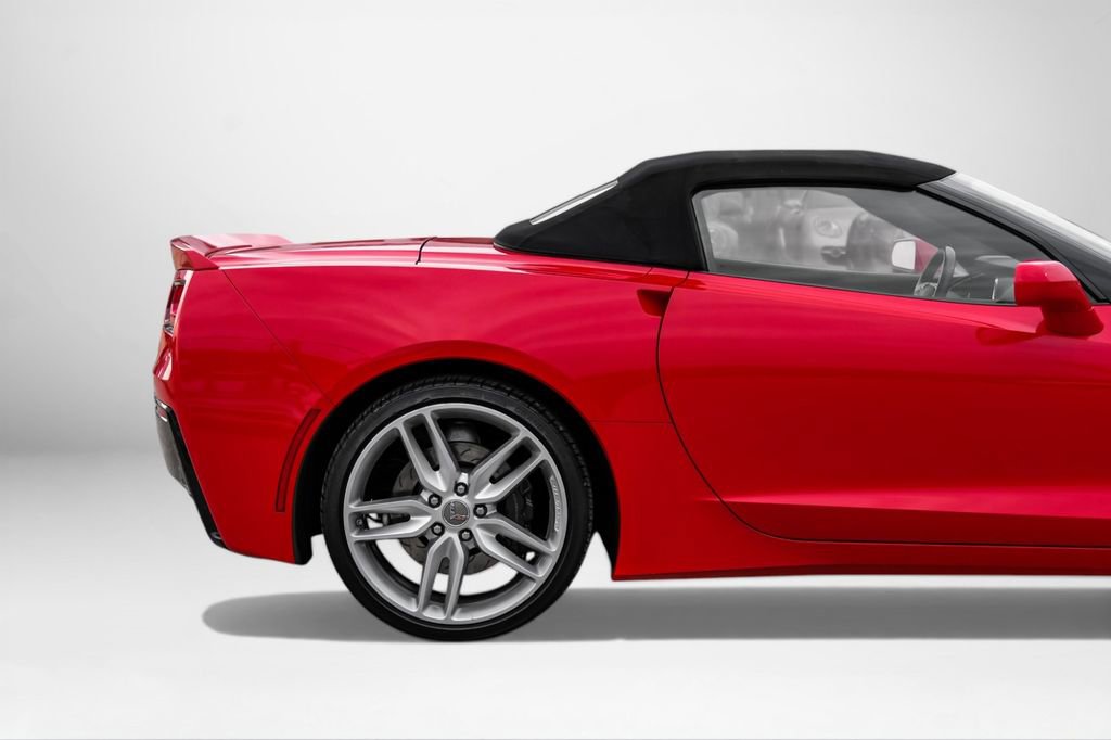 Used 2014 Chevrolet Corvette Stingray Convertible RWD image 10
