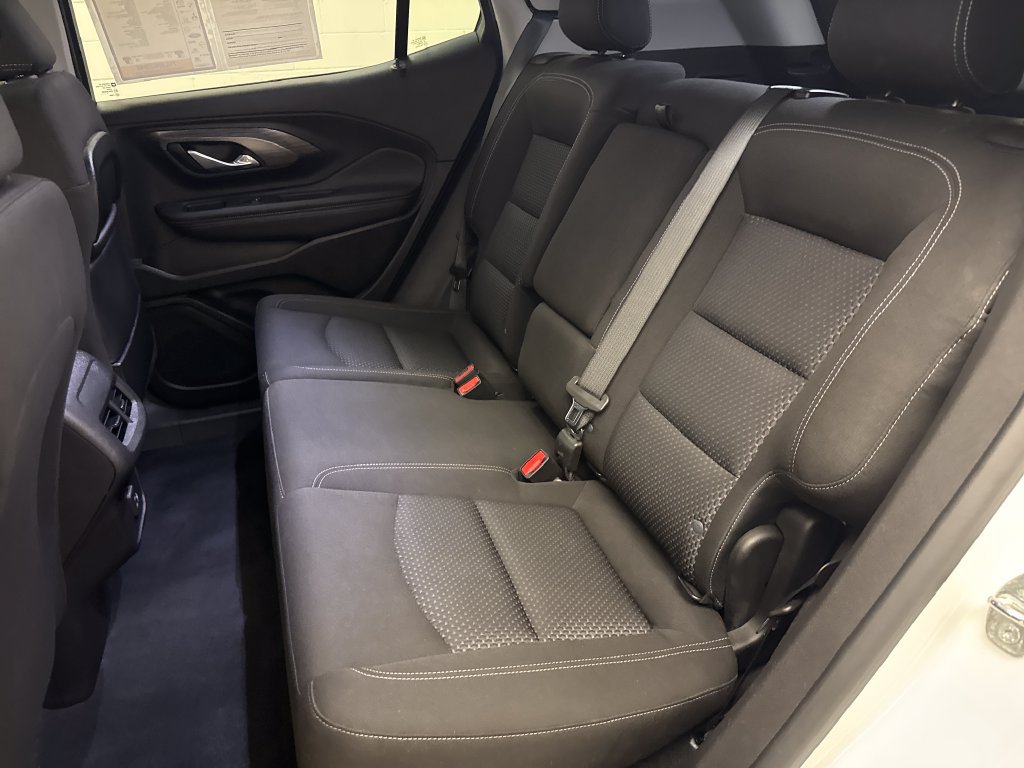 Certified 2024 GMC Terrain SLE AWD/4WD image 23