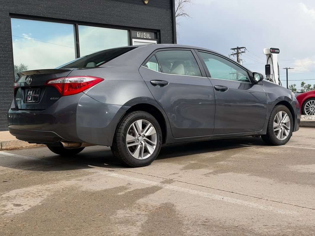 Used 2014 Toyota Corolla LE FWD image 14