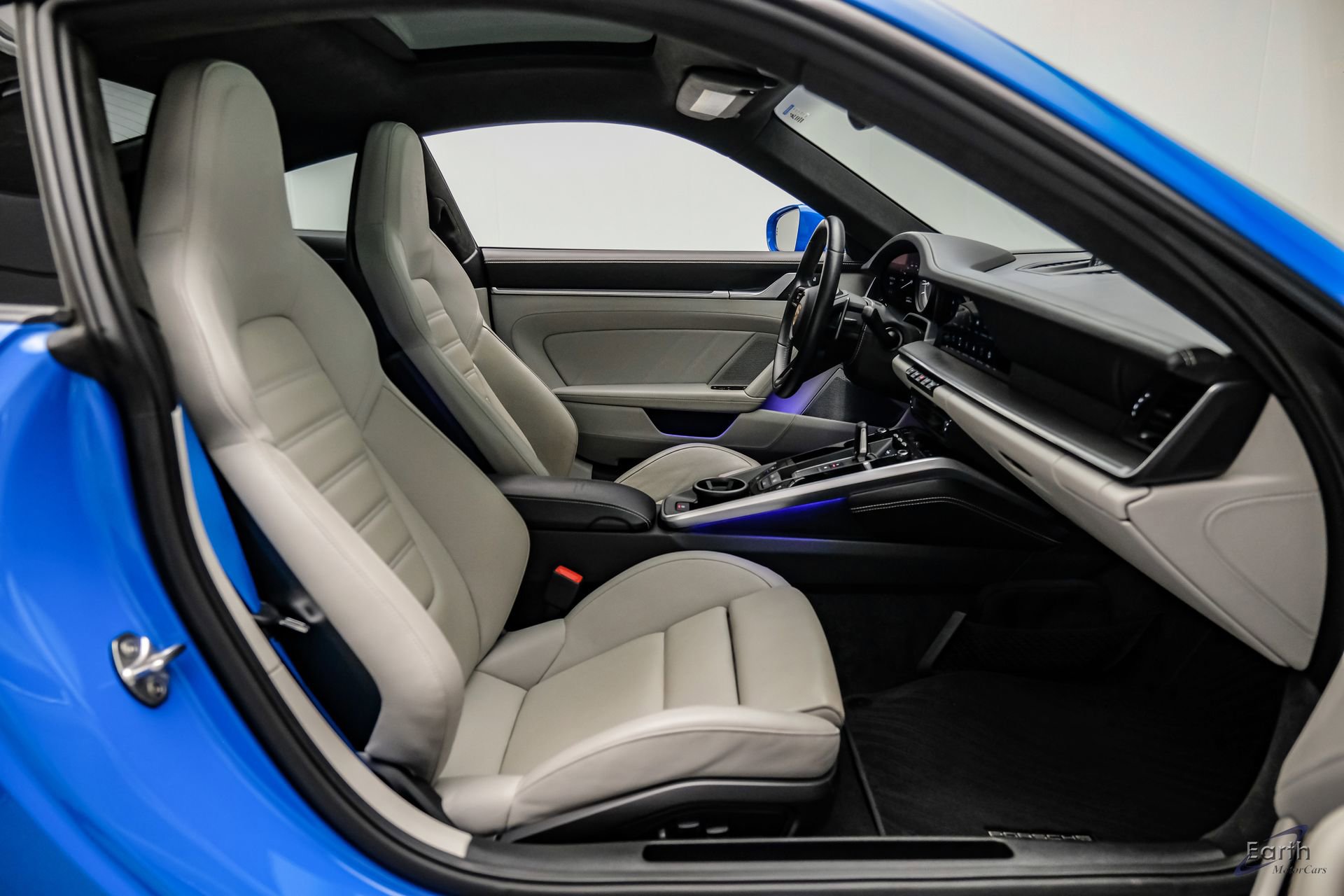 Used 2022 Porsche 911 Turbo S image 53