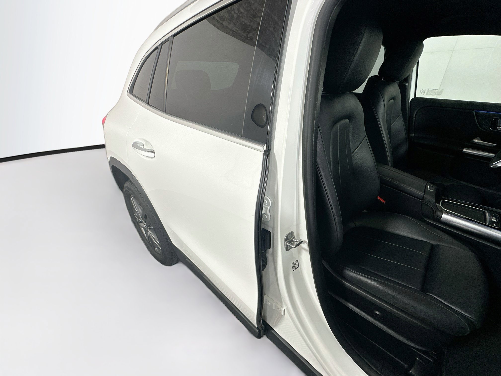 Used 2024 Mercedes-Benz GLA 250 image 28