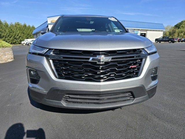 Used 2023 Chevrolet Traverse RS w/ LPO, Floor Liner Package image 6