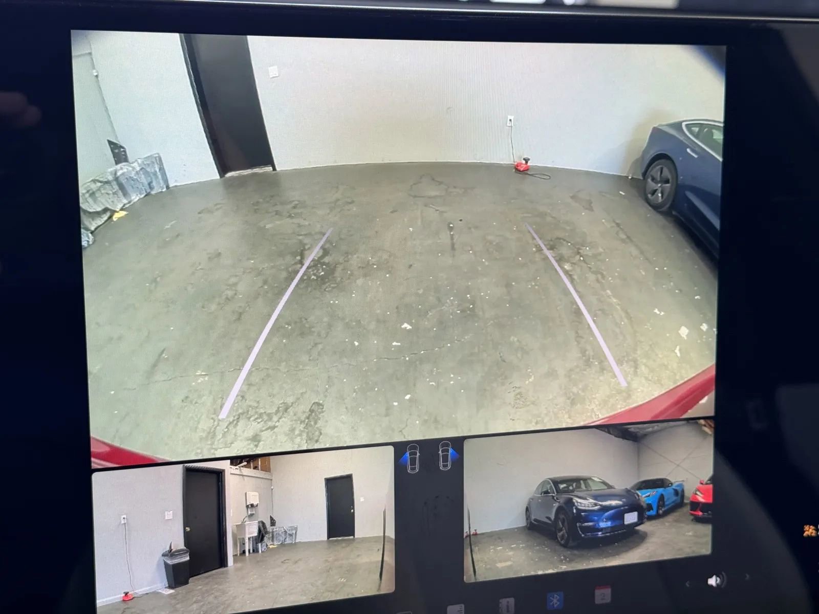 Used 2025 Tesla Model X image 19