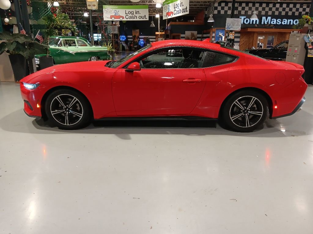 Used 2024 Ford Mustang Premium RWD image 9