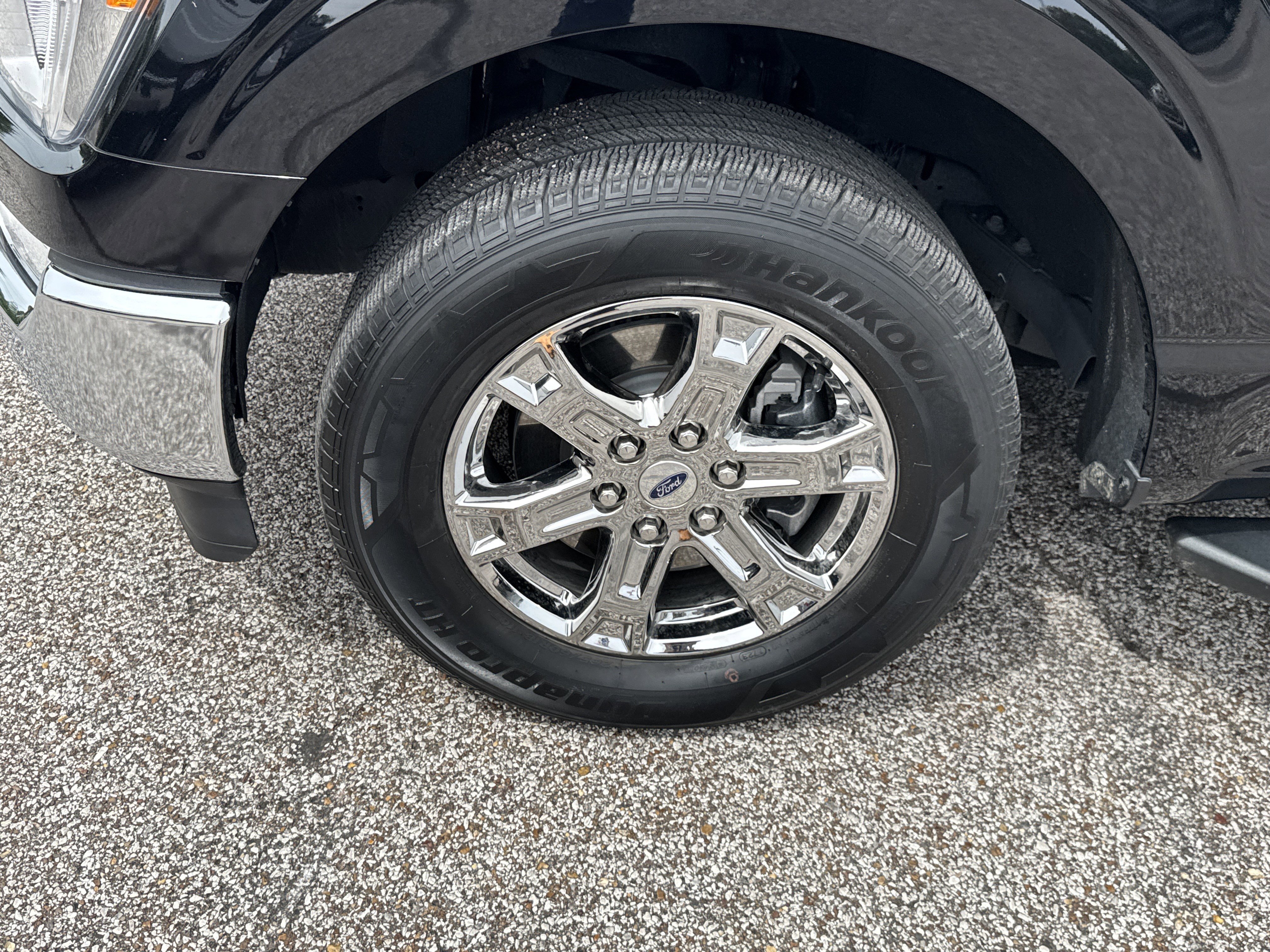 Certified 2023 Ford F150 XLT w/ Equipment Group 301A Mid RWD image 8
