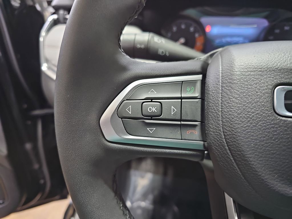 Used 2023 Jeep Compass Limited w/ Elite Group image 16