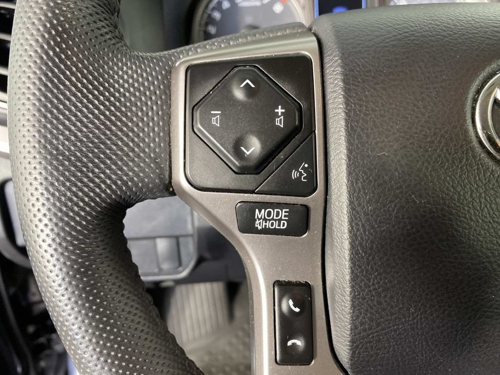 Used 2023 Toyota Tacoma SR5 AWD/4WD image 15