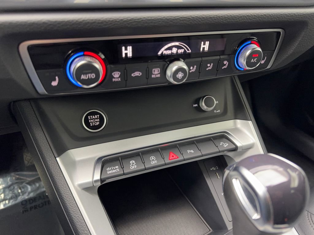 Used 2022 Audi Q3 2.0T Premium w/ Convenience Package image 63