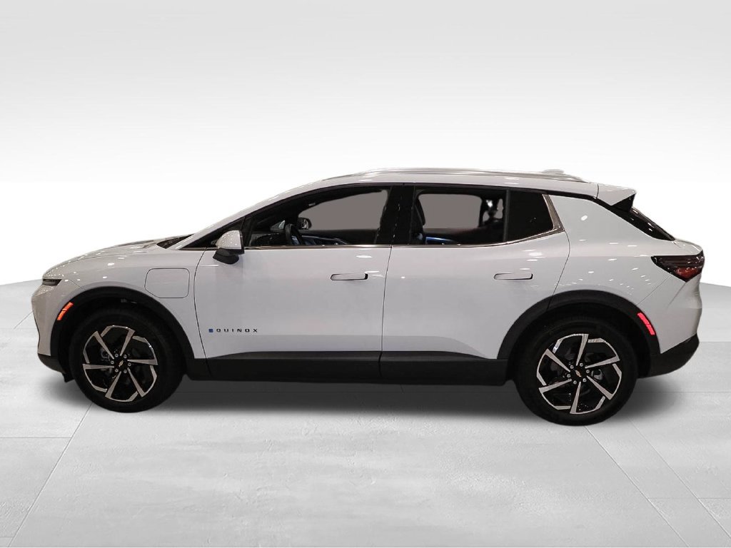 New 2026 Chevrolet Equinox EV LT AWD/4WD image 6