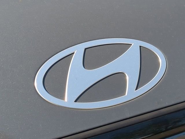 Used 2025 Hyundai Santa Fe Limited image 10