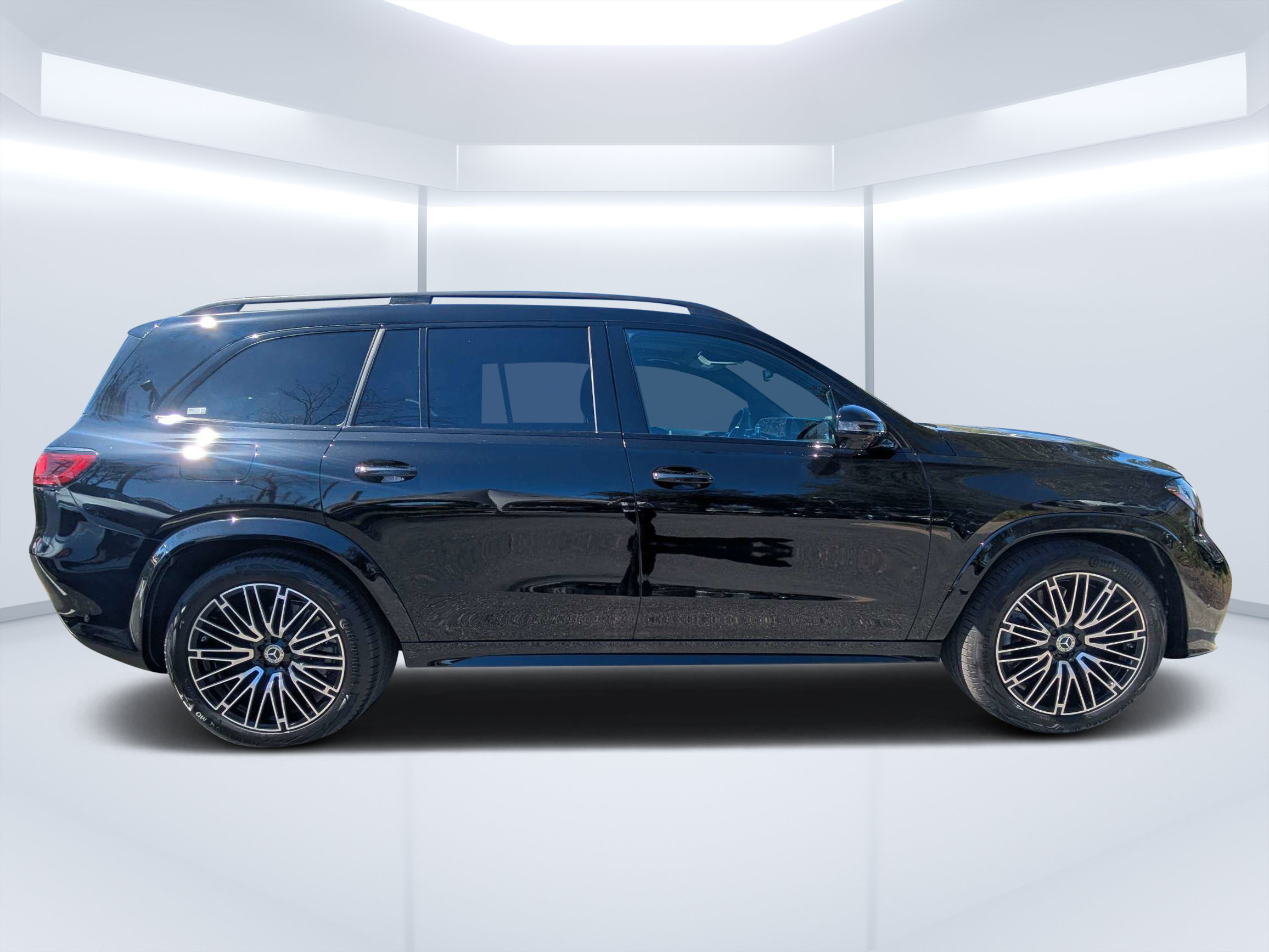 New 2027 Mercedes-Benz GLS 450 4MATIC image 2