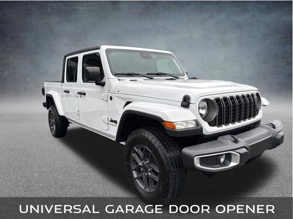 Used 2024 Jeep Gladiator Sport AWD/4WD image 8