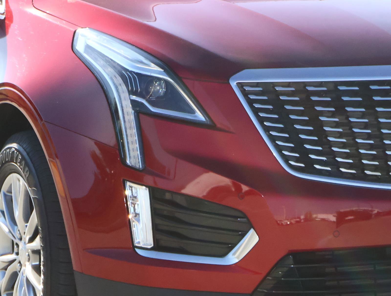 Certified 2021 Cadillac XT5 Premium Luxury image 9