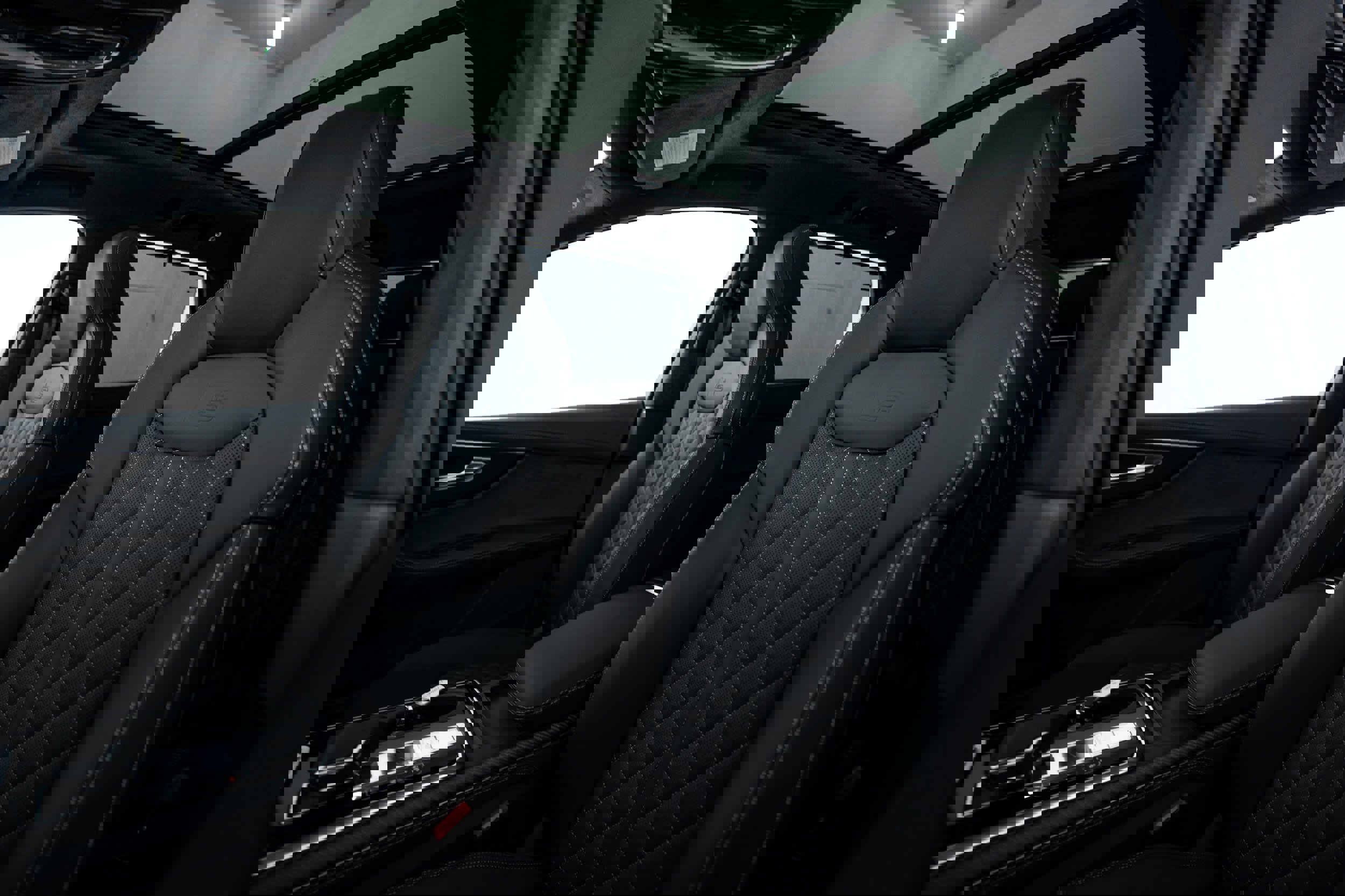 New 2026 Audi SQ7 Prestige image 14
