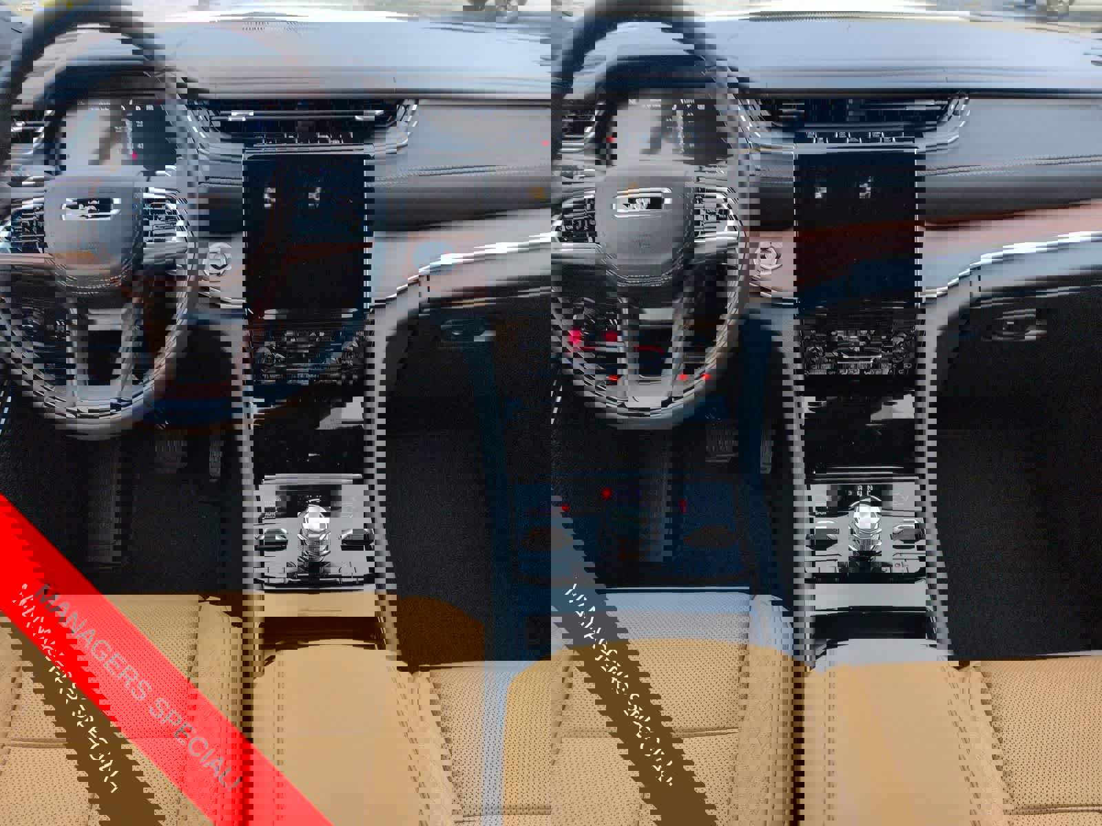 New 2025 Jeep Grand Cherokee Summit image 15