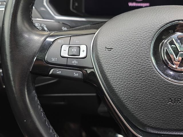 Used 2019 Volkswagen Tiguan SEL w/ 3rd Row Seat Package AWD/4WD image 16