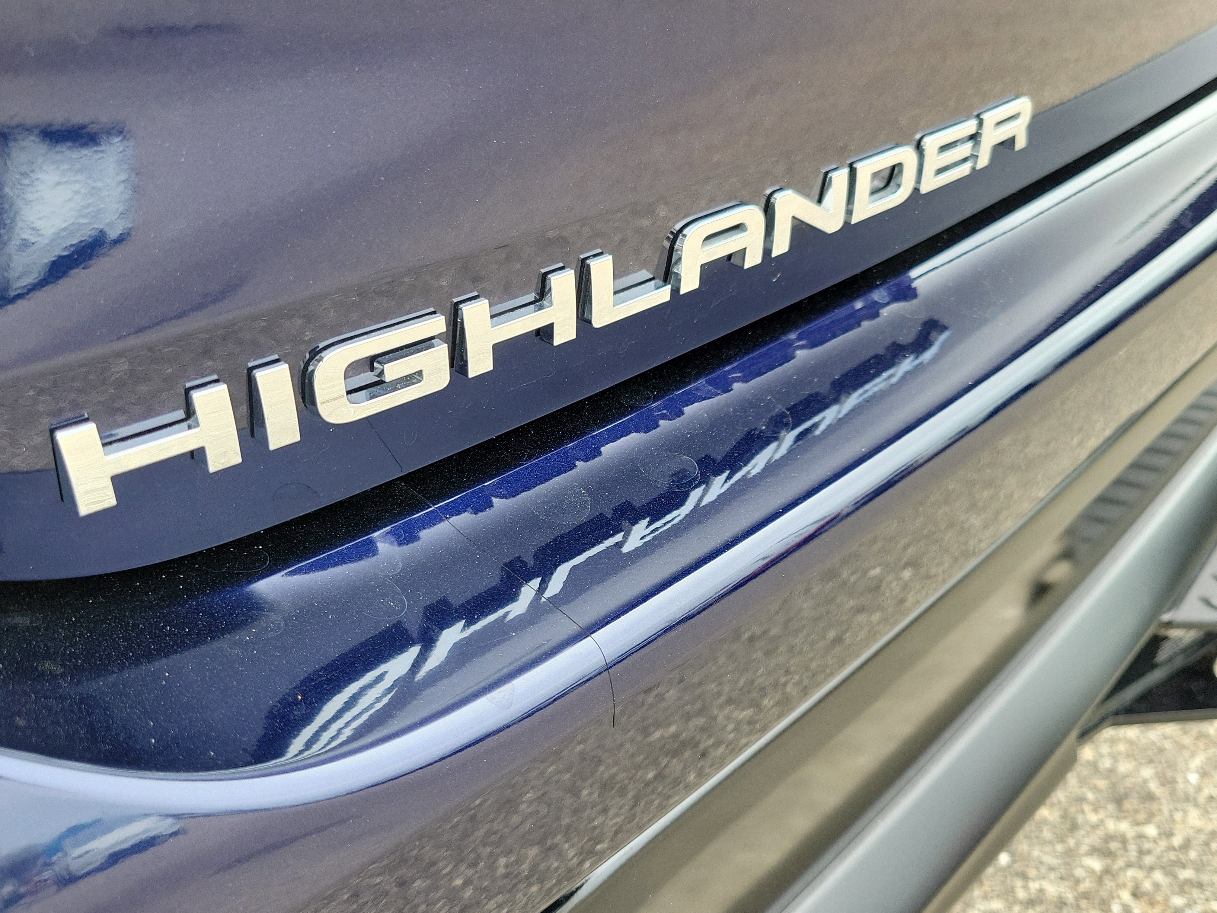 Used 2026 Toyota Highlander XLE image 10