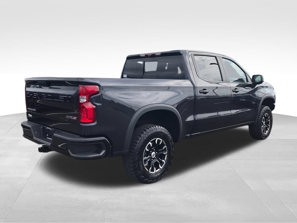 Used 2023 Chevrolet Silverado 1500 ZR2 w/ Technology Package AWD/4WD image 8