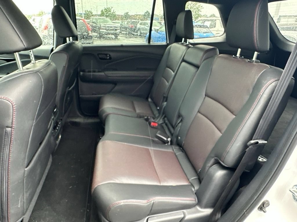 Used 2025 Honda Passport Black Edition image 15