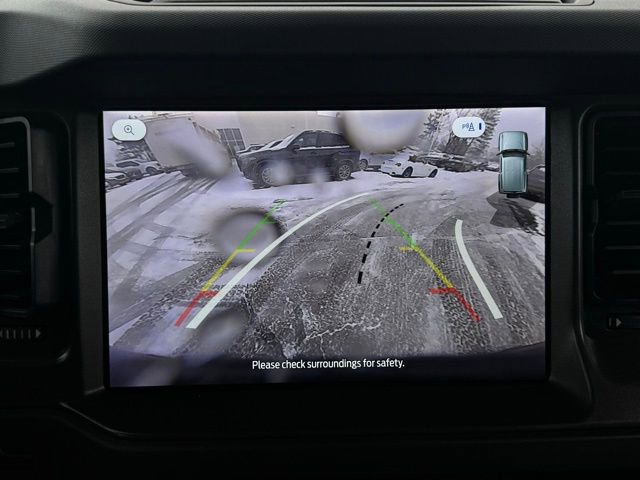 Used 2025 Ford Bronco Badlands image 41