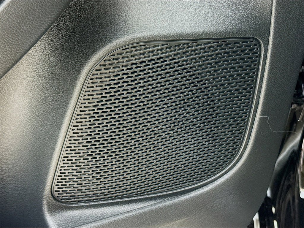 New 2025 Chrysler Pacifica Select image 19