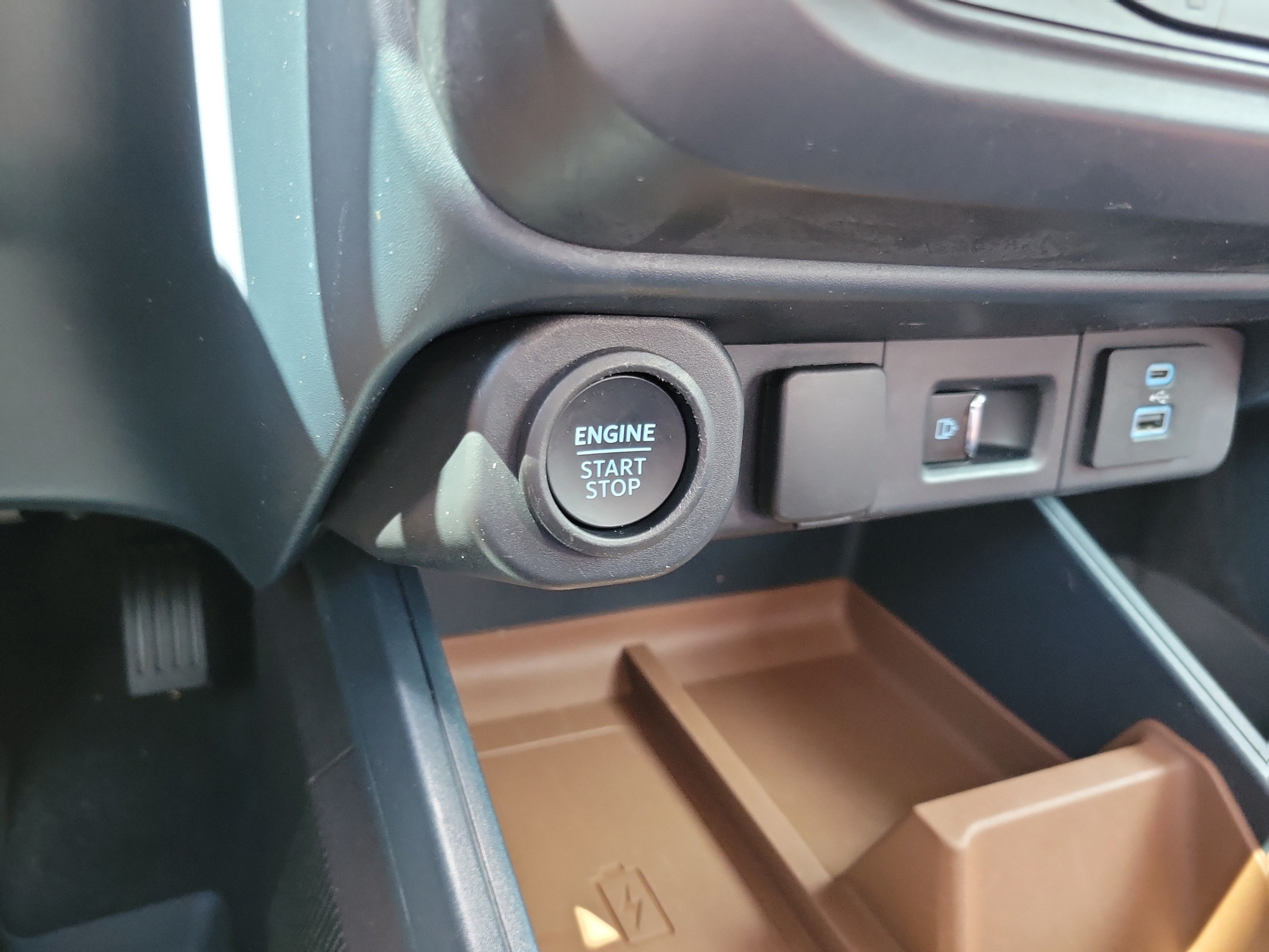 Used 2022 Ford Maverick Lariat w/ Lariat Luxury Package FWD image 29
