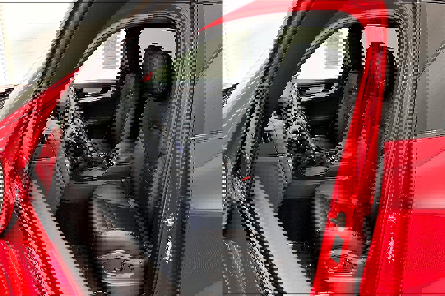 Used 2024 Porsche Cayenne image 15