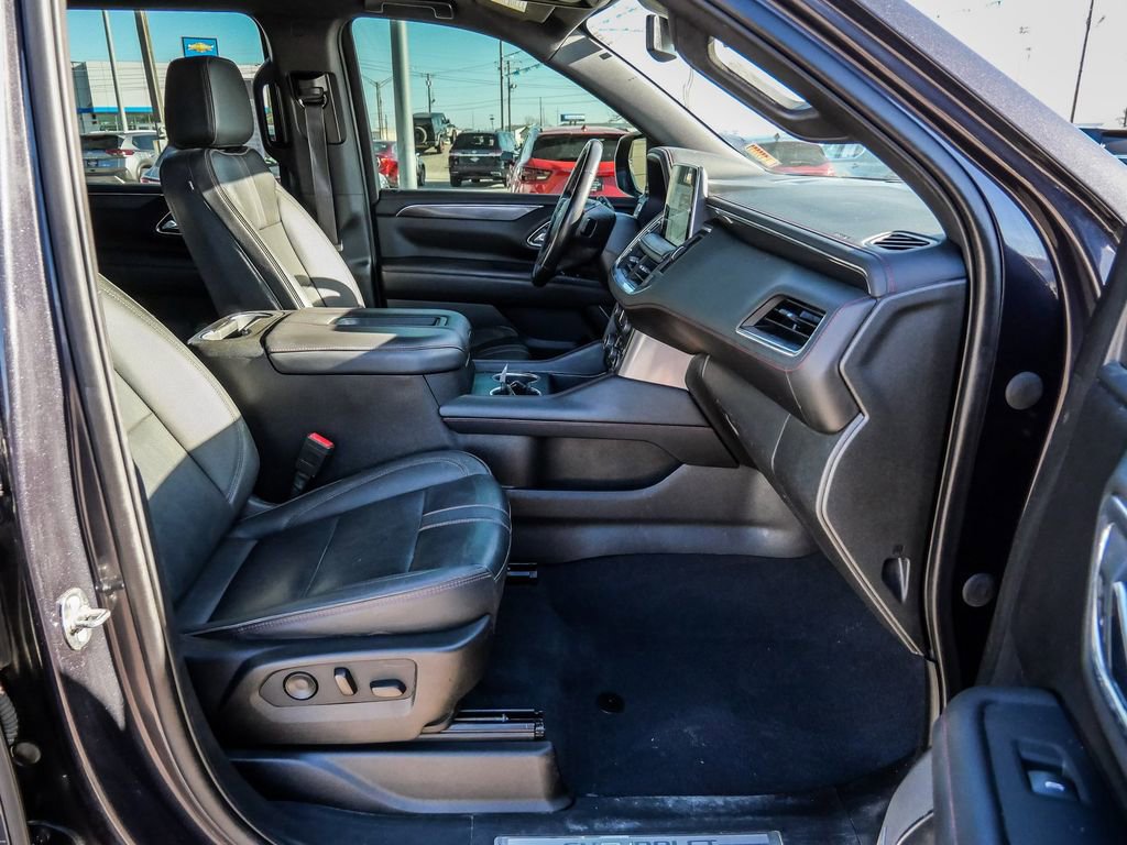 Used 2023 Chevrolet Suburban RST image 14