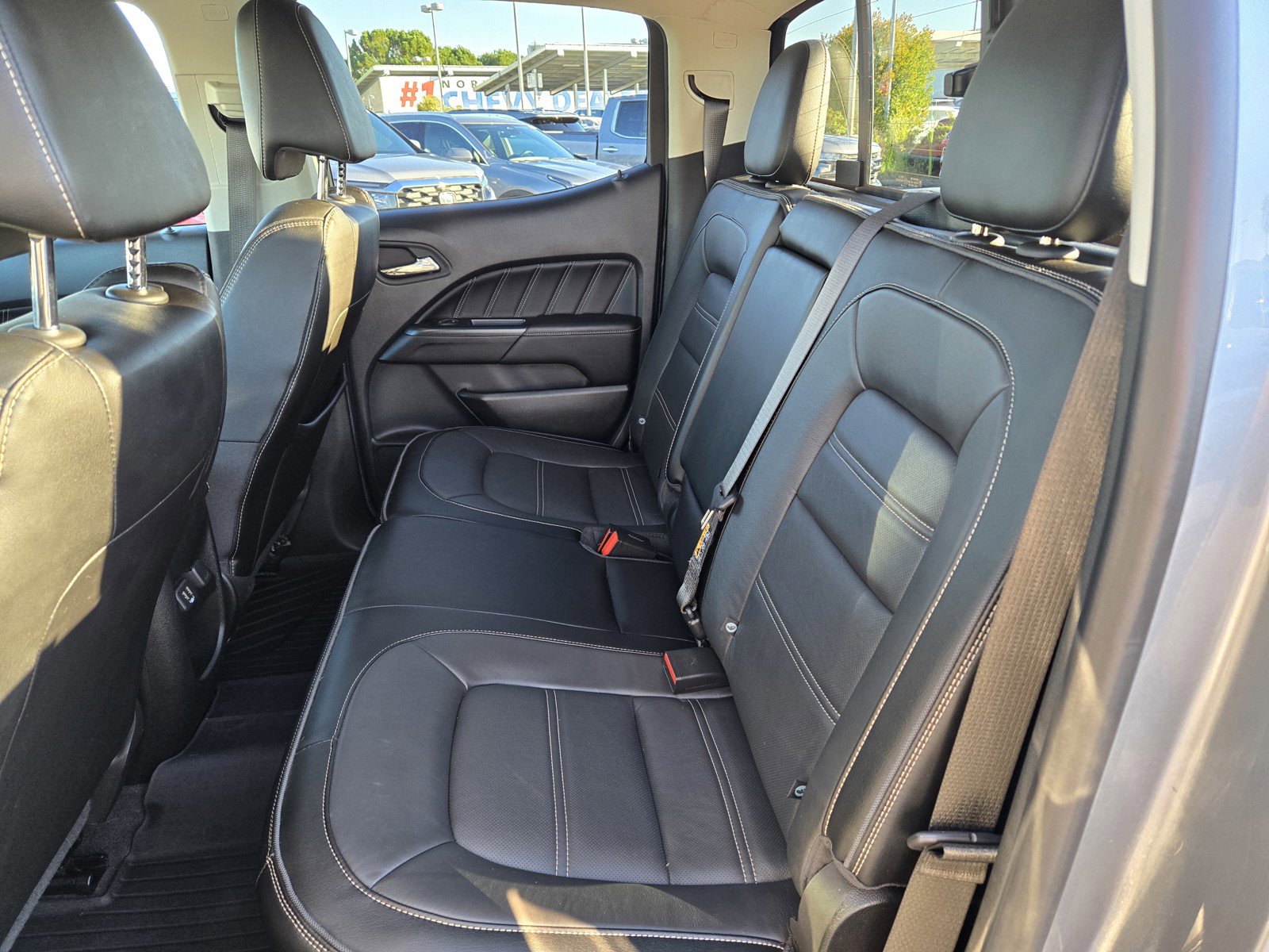 Used 2021 GMC Canyon Denali image 10