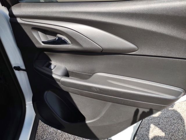 Used 2025 Chevrolet TrailBlazer LT FWD image 19