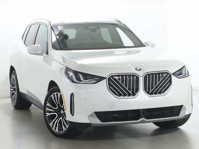 Used 2026 BMW X3 xDrive30i w/ Premium Package AWD/4WD image 2