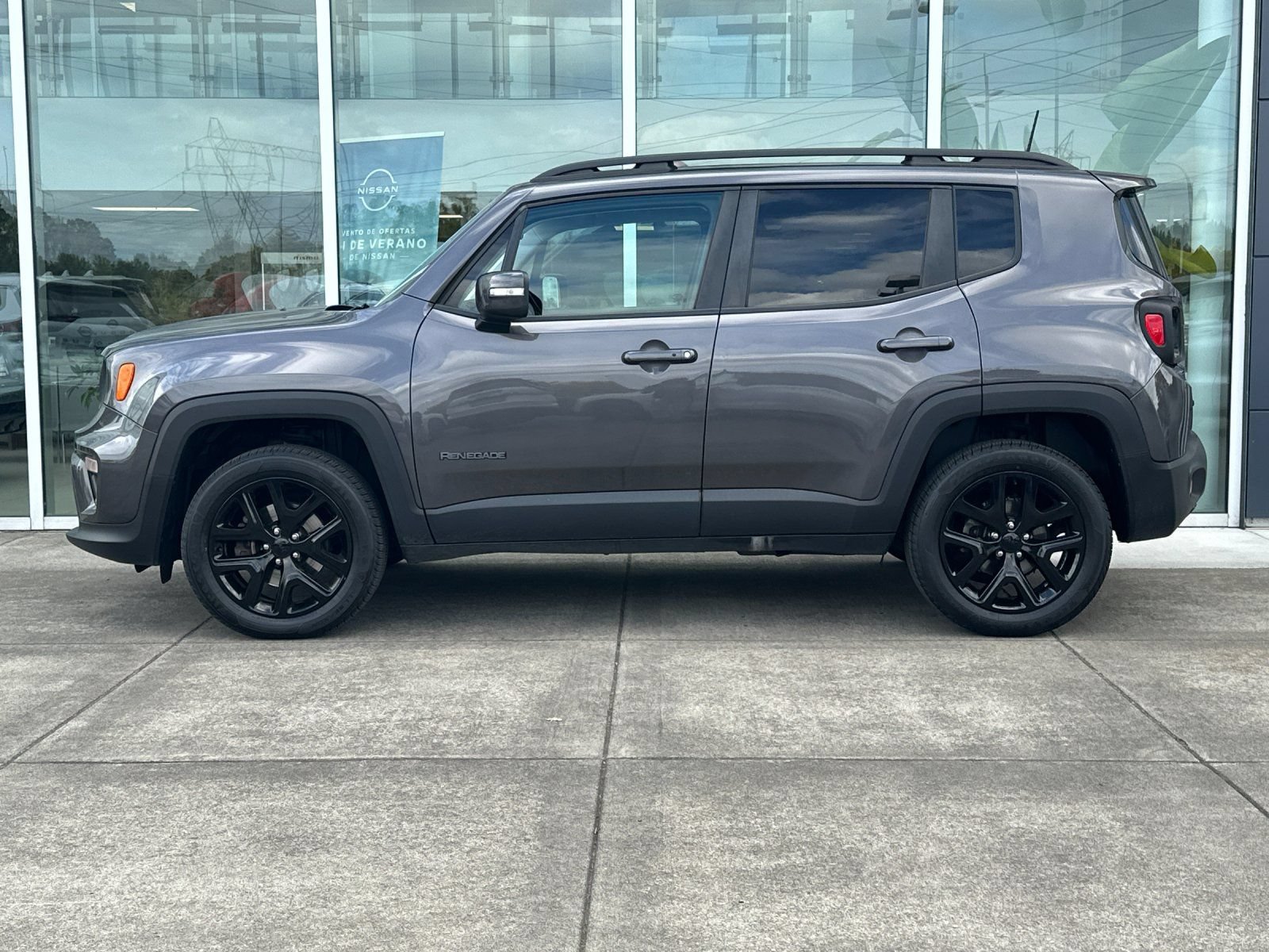 Used 2019 Jeep Renegade Altitude w/ Quick Order Package 2XM AWD/4WD image 6