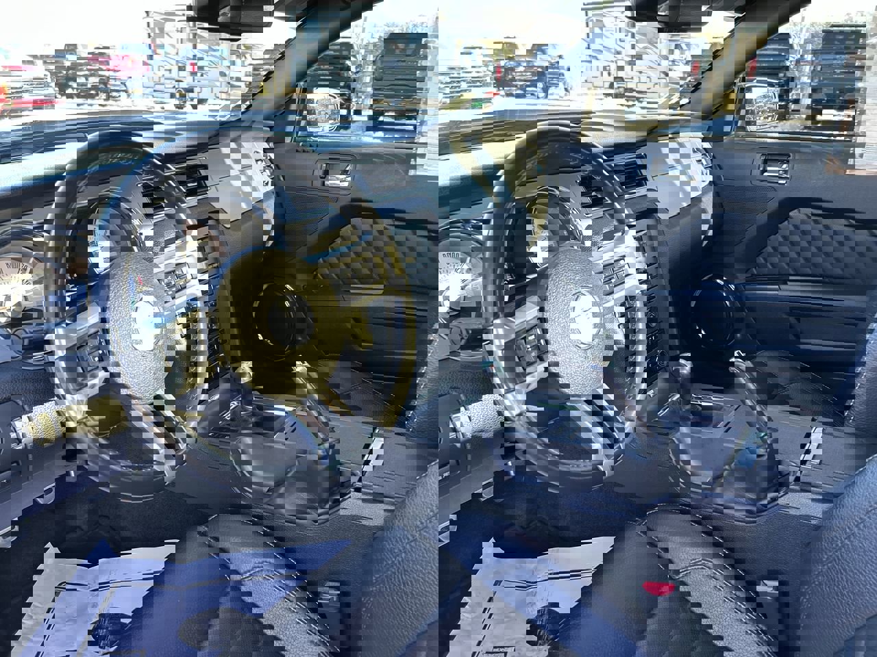 Used 2011 Ford Mustang GT Premium image 22