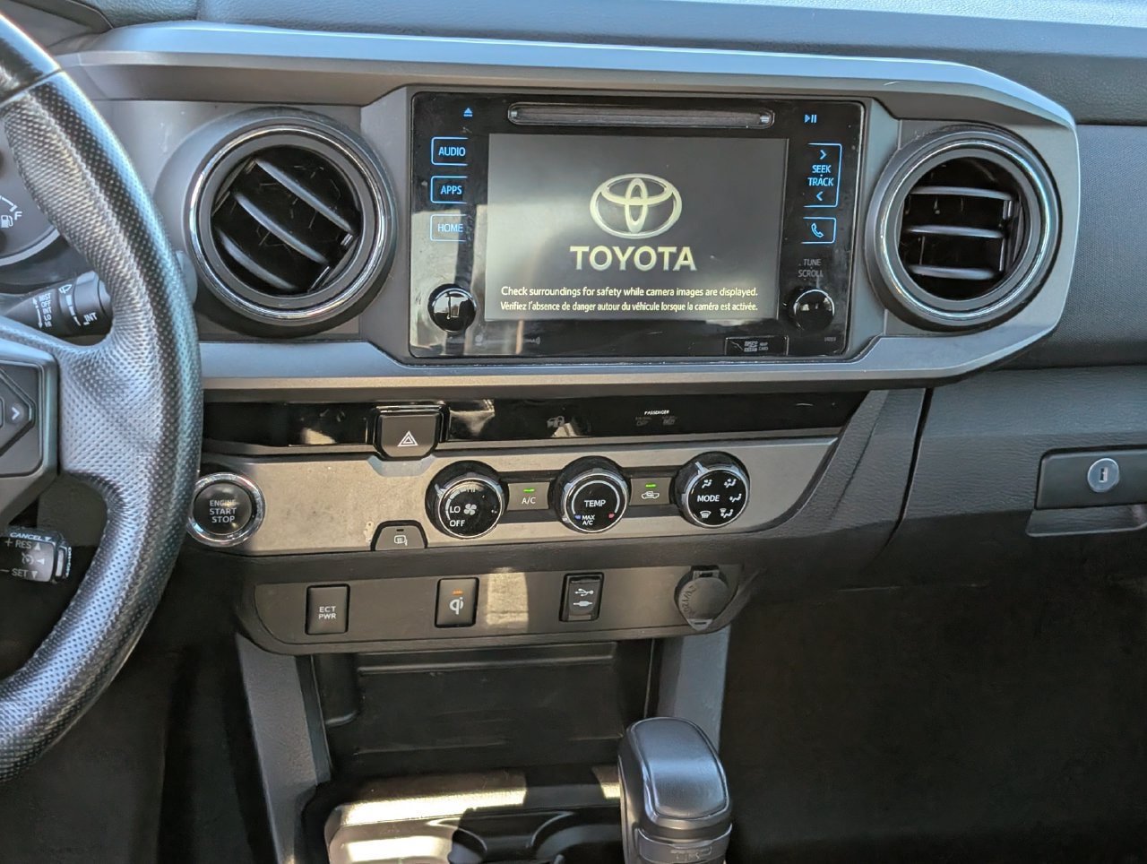 Used 2016 Toyota Tacoma TRD Off-Road w/ Towing Package RWD image 12