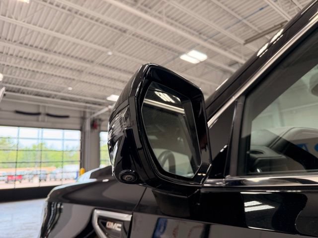 Used 2024 GMC Yukon Denali w/ Max Trailering Package AWD/4WD image 18