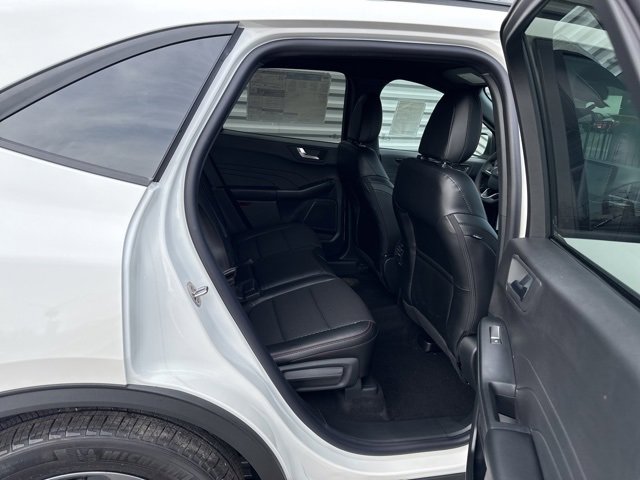 New 2025 Ford Escape ST-Line w/ Equipment Group 301A image 34