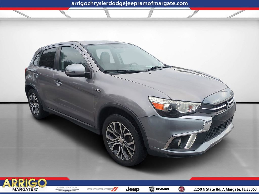 Used 2018 Mitsubishi Outlander Sport SE image 1