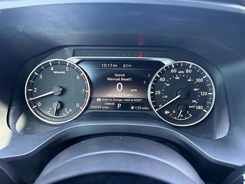 Used 2022 Nissan Rogue SV FWD image 28