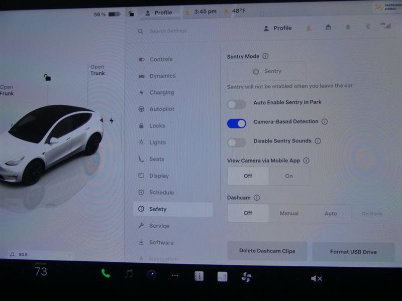 Used 2023 Tesla Model Y AWD image 16