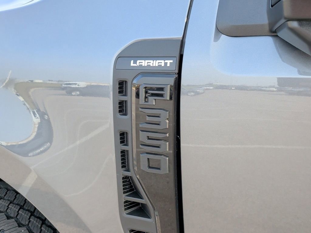 New 2026 Ford F350 Lariat image 34