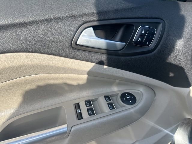 Used 2016 Ford Escape Titanium FWD image 14