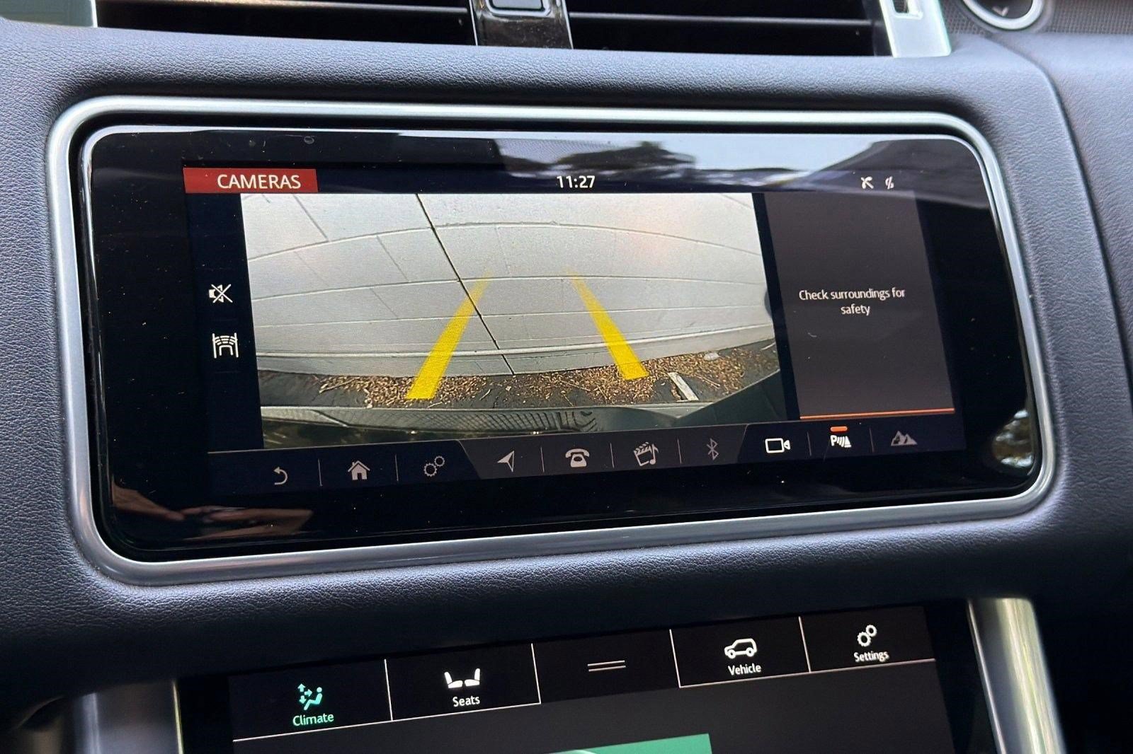 Used 2019 Land Rover Range Rover Sport SE AWD/4WD image 27