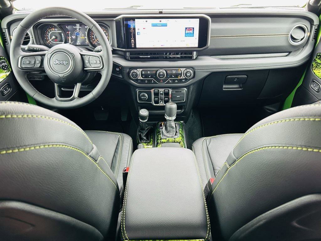 New 2025 Jeep Gladiator Sport w/ Premium Package image 27